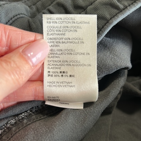 ANTHROPOLOGIE Kalli Plaid Leopard
Print Drawstring Jogger Pants Sz XS - Picture 12 of 12